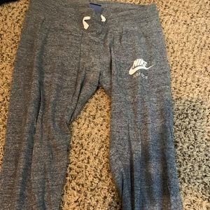 Nike cropped joggers